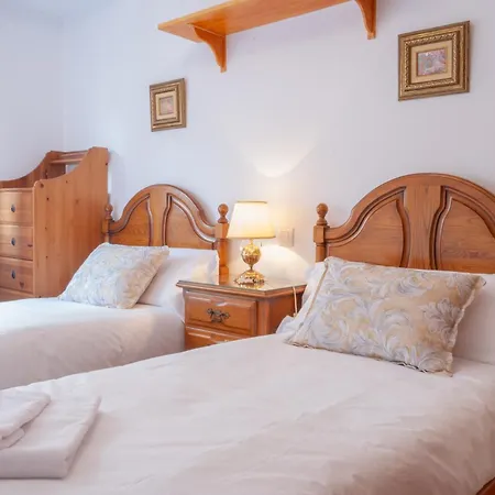 Av Leopoldo Alas 16 Apartment Gijon